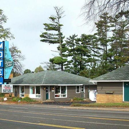 Forest Lake Motel Grand Rapids Exterior photo